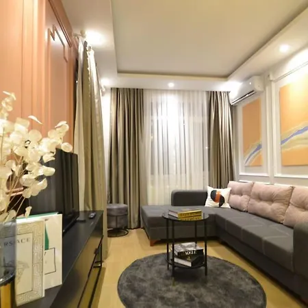 Luxury Comfortable House Apartment *