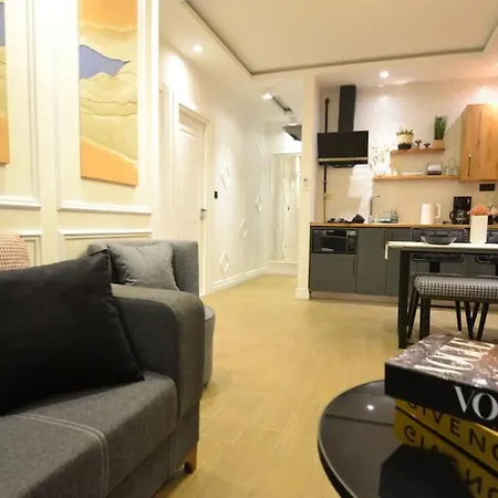 شقة Luxury Comfortable House