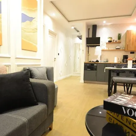 Luxury Comfortable House شقة